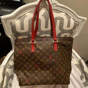 💯 Authentic Louis Vuitton Cabas Mezzo ♥️